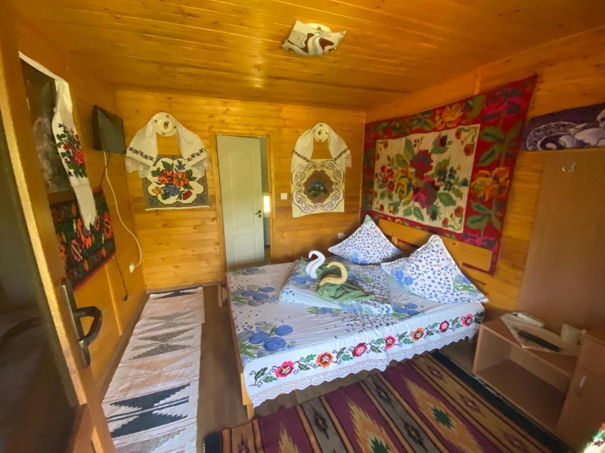 Floare De Maramures 2 Sighetu Marmaţiei Buitenkant foto