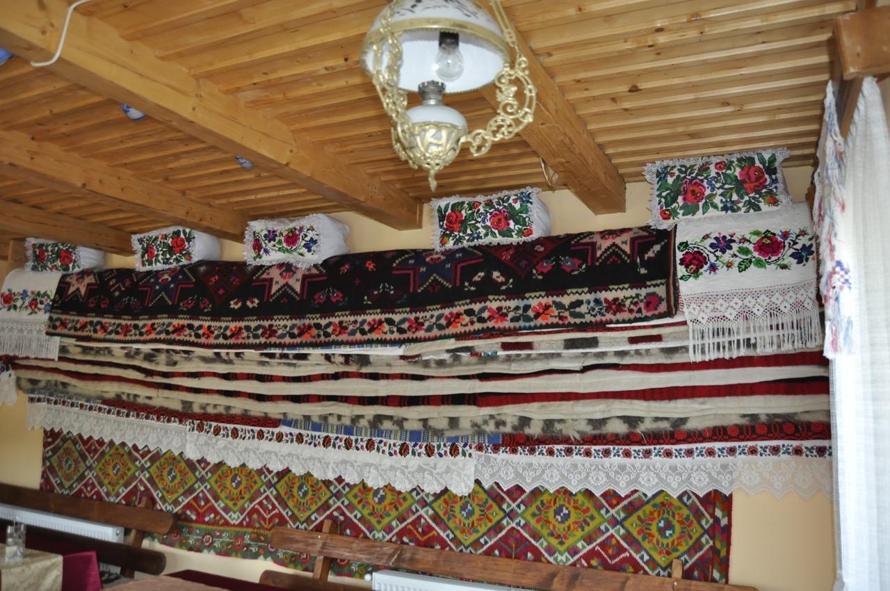 Floare De Maramures 2 Sighetu Marmaţiei Buitenkant foto