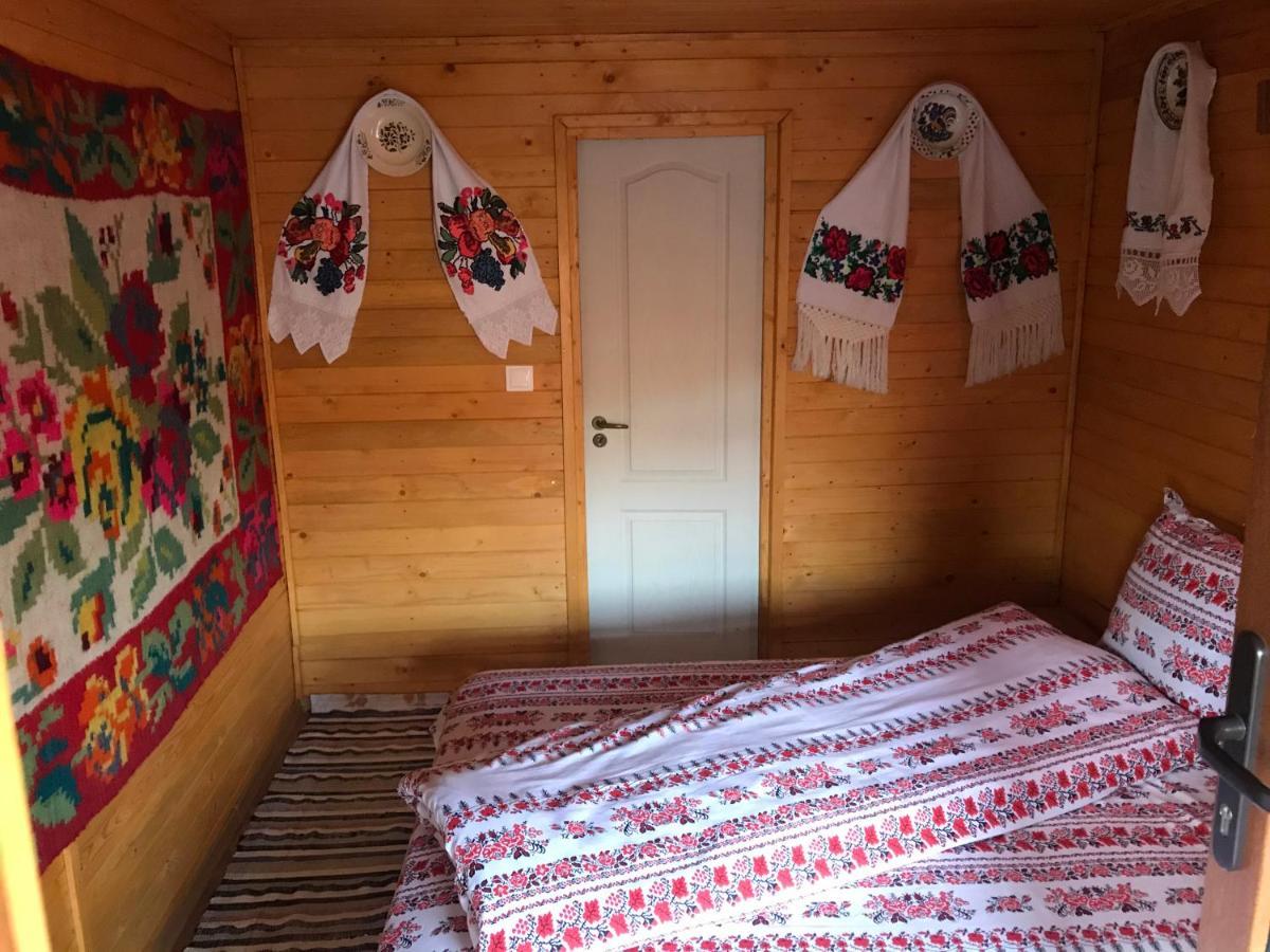 Floare De Maramures 2 Sighetu Marmaţiei Buitenkant foto